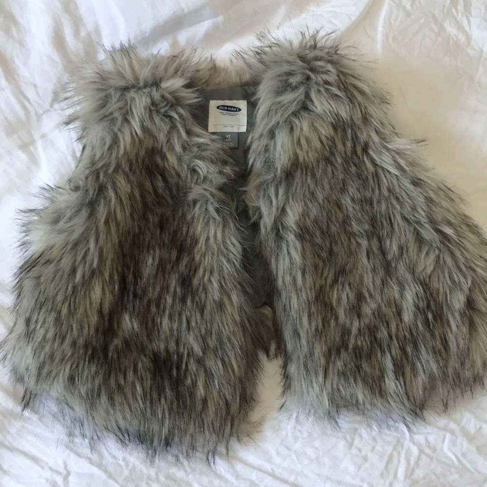 New w/out Tags, Old Navy Faux Fur Vest, Girl 4t